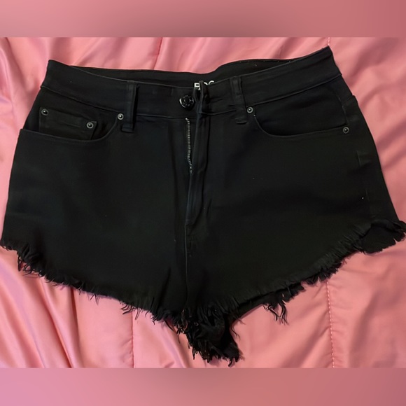 Various Urban Outfitters Shorts - Picture 8 of 9